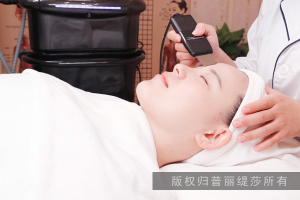 小区美容院在几楼最好，最合适